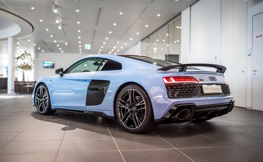  Audi R8 V10 by Audi Exclusive 2019 года  (фото 2 из 4)